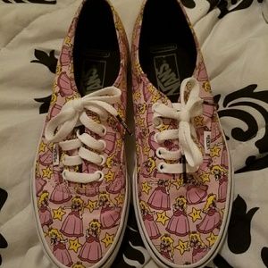 Rare Nintendo Princess Peach vans, womens 8.5